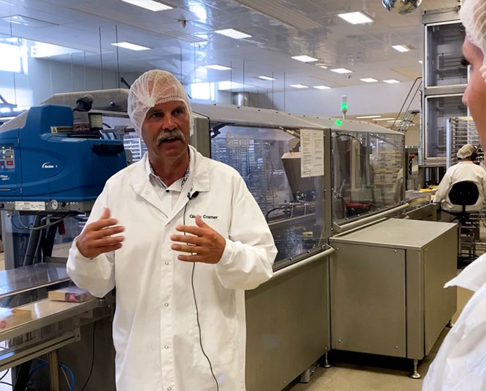 Almondy om resan från bageri till tårtfabrik